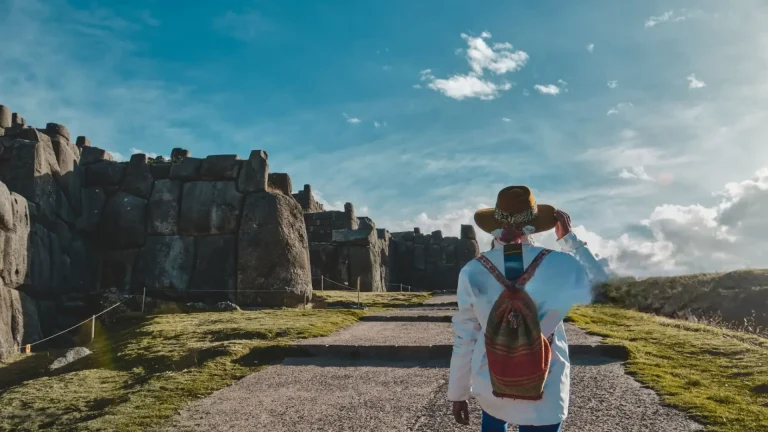 Guía Definitiva para Viajar a Perú: Destinos Imperdibles, Cultura y Aventura en el País de los Incas